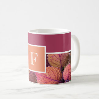 Monogram burgundi-persika-varmfärgad löv kaffemugg