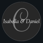 Monogram C Bröllop förseglingsetikett Runt Klistermärke<br><div class="desc">Monogrampresenter har ett stort urval anpassningsbara USPS-portabel frimärke,  klistermärken,  hälsningskort,  skjortor,  hattar,  knappar,  magneter och så mycket mer. Dessa monogram är underbara för att skicka ut bröllopsinbjudningar,  inbjudningar till firandepartiet,  tillkännagivande för studenten och överraska födelsedagsfester bara till namn några få.</div>