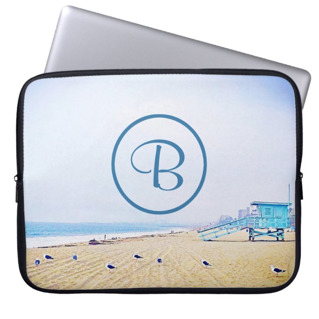 Monogram California Beach Lifeguard Booth Photo Laptop Fodral (Framsidan)