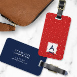 Monogram Chic Blue Ribbon Red Polka Dot Bagagebricka<br><div class="desc">Resa i stil med den här chicen monokärm för bagage som har en röd kantad ruta med ett blått band mot en röd och vit polka punkt mönster. Anpassa den genom att ersätta platshållartexten. Om du vill ha fler alternativ som att ändra teckensnittet och det är storlekt/färg eller mellanrummet mellan...</div>
