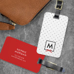 Monogram Chic Red Ribbon Polka Dot Luggage Tag Bagagebricka<br><div class="desc">Resa i stil med den här chicen monokärm för bagage som har en svart kantad ruta med ett rött band mot en svart och vit polka punkt mönster. Anpassa den genom att ersätta platshållartexten. Om du vill ha fler alternativ som att ändra teckensnittet och det är storlekt/färg eller mellanrummet mellan...</div>