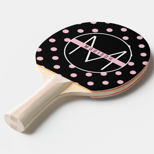 Monogram | Cute & Chic Rosa Polka Dot on Black Pingisracket (Frontvinkel)
