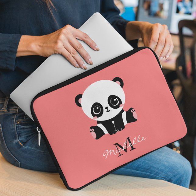 Monogram Cute Sitta Panda Personlig Salmon Laptop Fodral (Skapare uppladdad)