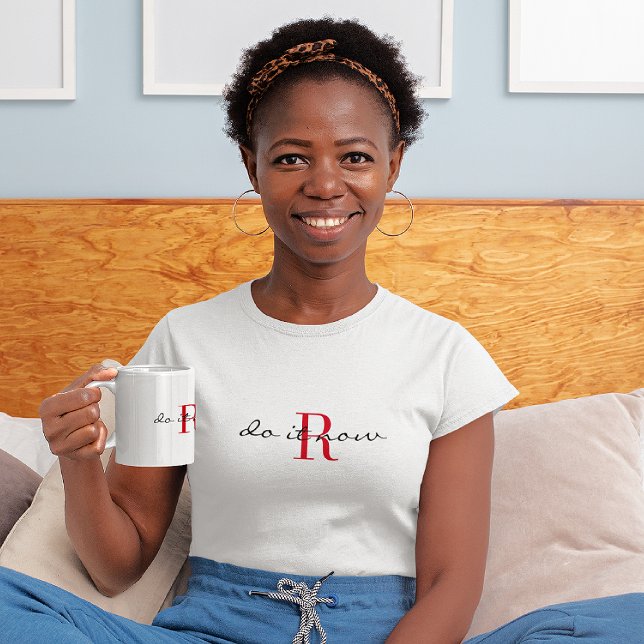 Monogram 'do it now' Activewear Classic White T Shirt (Skapare uppladdad)