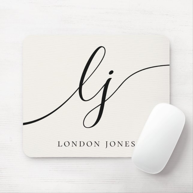 Monogram Elegant Feminine Ivory Musmatta (Med mus)