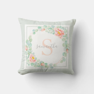 Monogram Eucalyptus Löv Peony Blommigt Peach Sage Kudde