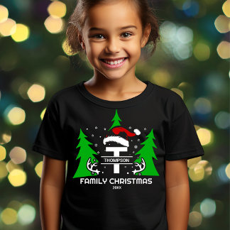 Monogram Family Namn Santa Hat-årshelgen i T Shirt