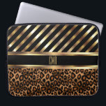 Monogram Faux Guld Rand och 🐆 Leopard Skriv ut Laptop Fodral<br><div class="desc">⭐ ⭐ ⭐ ⭐ 5 stjärnor. Monogramdesign | Guld Rand Leopard Skin. Elektroniskt Laptop sleeve. ⭐ Produkten är 100 % Anpassade. Grafik och/eller text kan läggas till, tas bort, flyttat, storleksändras, bytas runt, roteras osv.. (klicka bara på området "EDIT DESIGN") ⭐ 99 % av min design i min butik är...</div>