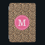 Monogram för Anpassningsbar av rosa och leopard iPad Mini Skydd<br><div class="desc">Chicens iPad-fodral har ett modernt leopard-djurtryck i mönster,  personlig med ditt eget namn monogram i en prickad cirkel i ram. Klicka på Anpassa om du vill ändra monogrammet typsnitt och färg om du vill skapa din egen typ av design. Perfekt för en unik personlig!</div>
