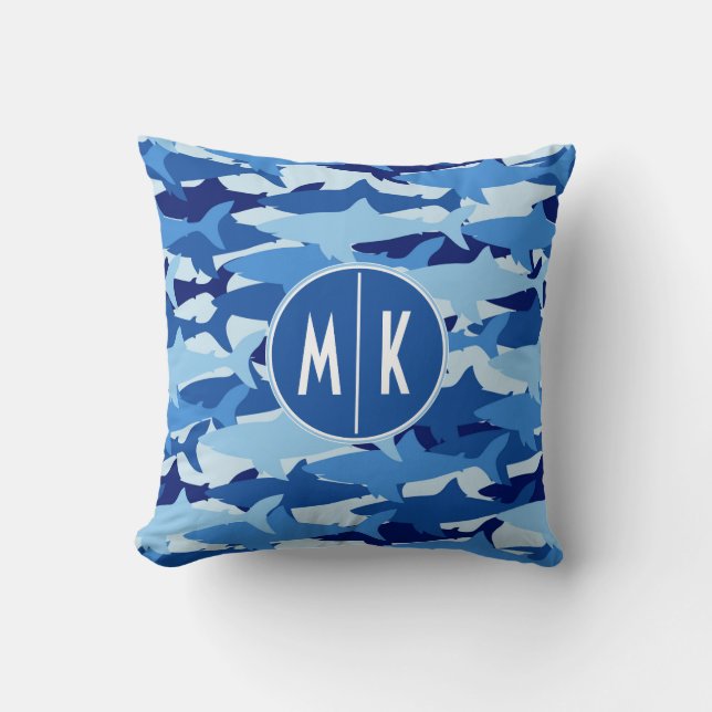 Monogram för blåtthajmönster | kudde (Framsida)
