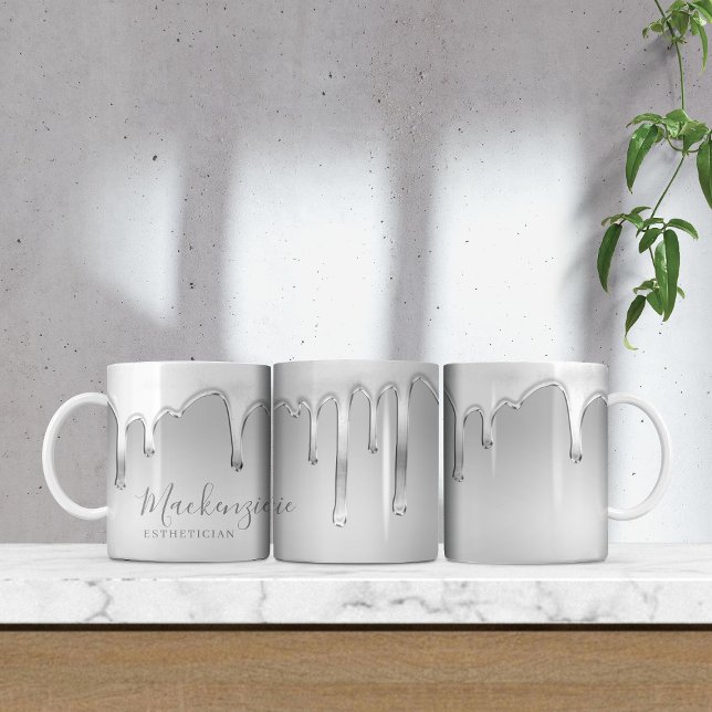 Monogram för droppfärgad vätska i Metall Kaffemugg (Dripping Chrome Liquid Metal Monogram Coffee Mug)