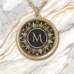 Monogram för elegant vid Löv Gräns Guldpläterat Halsband<br><div class="desc">Den här elegantens halsband har ditt monogram i guld på en dramatisk svart bakgrund. Monogrammet är utformat genom en cirkulär utformning med löv och snurra bilder som upprepas runt perimetern. Vackert!</div>