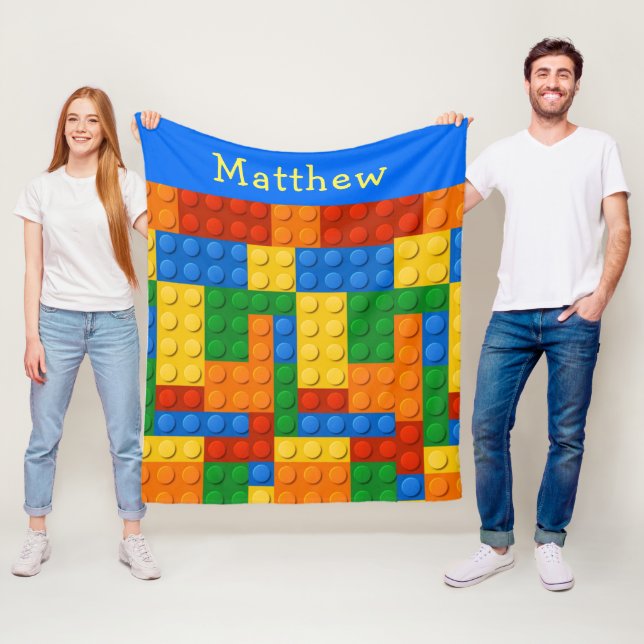 Monogram för färgstarka block med Byggnad Fleecefilt (På plats)