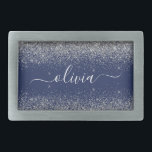Monogram för Gnistran Silver Navy Blue Girly Glitt<br><div class="desc">Glitter-skript Monogram Namn Bälte Buckle för marinblått och Silver Gnistra. Detta gör perfekt studenten,  söt 16 16,  18,  21,  30,  40,  50,  60,  70,  80,  90:e,  100-årsdag,  bröllop,  möhippa,  årsdag,  babydusch eller bachelorette-gåva till någon som glam lyx och chic stilar.</div>