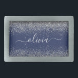 Monogram för Gnistran Silver Navy Blue Girly Glitt<br><div class="desc">Glitter-skript Monogram Namn Bälte Buckle för marinblått och Silver Gnistra. Detta gör perfekt studenten,  söt 16 16,  18,  21,  30,  40,  50,  60,  70,  80,  90:e,  100-årsdag,  bröllop,  möhippa,  årsdag,  babydusch eller bachelorette-gåva till någon som glam lyx och chic stilar.</div>