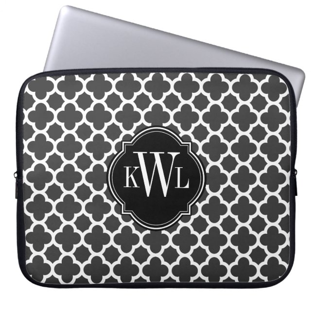 Monogram för grått- och vitQuatrefoil mönster Laptop Sleeve (Framsidan)