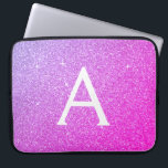 Monogram för lila och Rosa Glitter och Gnistra Laptop Fodral<br><div class="desc">Lila och Shock rosa Faux Glitter och Gnistra Elegant Monogram Fodral. Fodral kan anpassas så att det omfattar ditt första och första namn.</div>