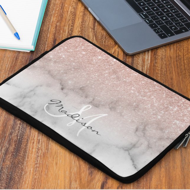Monogram för marmor i ro Glitter Laptop Fodral (Skapare uppladdad)
