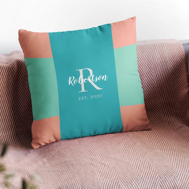 Monogram för Modern Rosa, blått och koral Kudde (Skapare uppladdad)