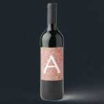 Monogram för rosa ros Guld Glitter och Gnistra Vinflaska Etikett<br><div class="desc">Rosa ros Faux Glitter och Gnistra Elegant Vin-etikett. Dessa Vin-etiketter kan anpassas så att de omfattar ditt första och första namn.</div>