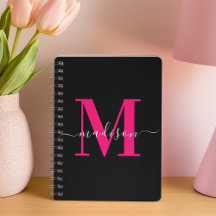 Monogram för svartvit och fetstilt Shock rosa, urs