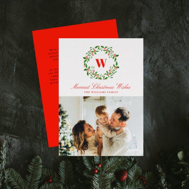 Monogram foto av årsmassan Vintage Julkort (vintage style holly berry wreath monogram with elegant script and name text over a landscape photo)