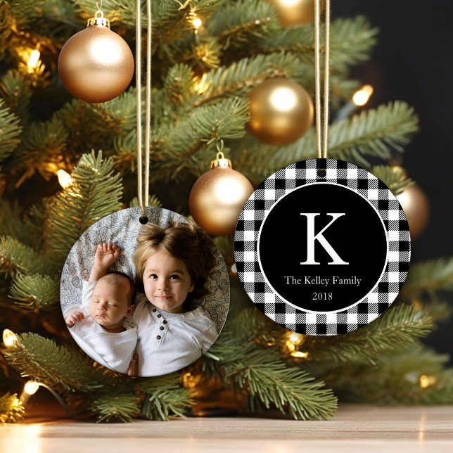 Monogram-foto med svart utcheckad Personlig Julgransprydnad Keramik (Skapare uppladdad)