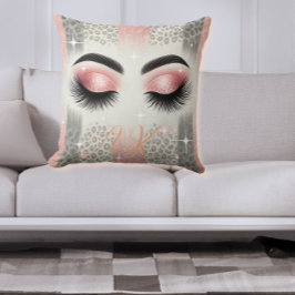 Monogram Glitter Ögonfransar Kudde