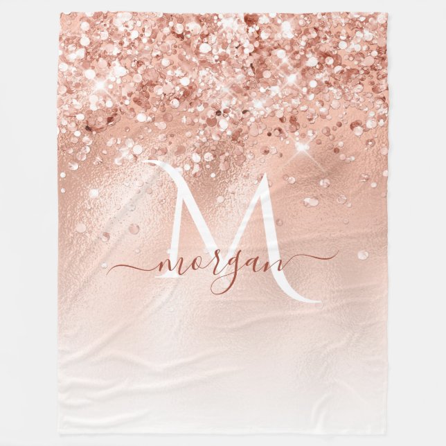 Monogram glitter Peach Ro Guld Fleecefilt (Framsidan)