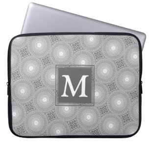 Monogram grått circles mönster laptop sleeve