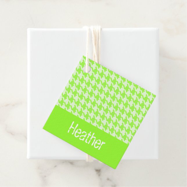 Monogram grönt och vit houndstooth mönster gåvor etiketter (På plats)