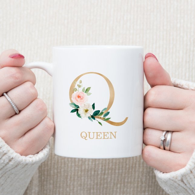 Monogram Guld Bokstav Q | Blommig Rosa Vit Grön Kaffemugg (Skapare uppladdad)