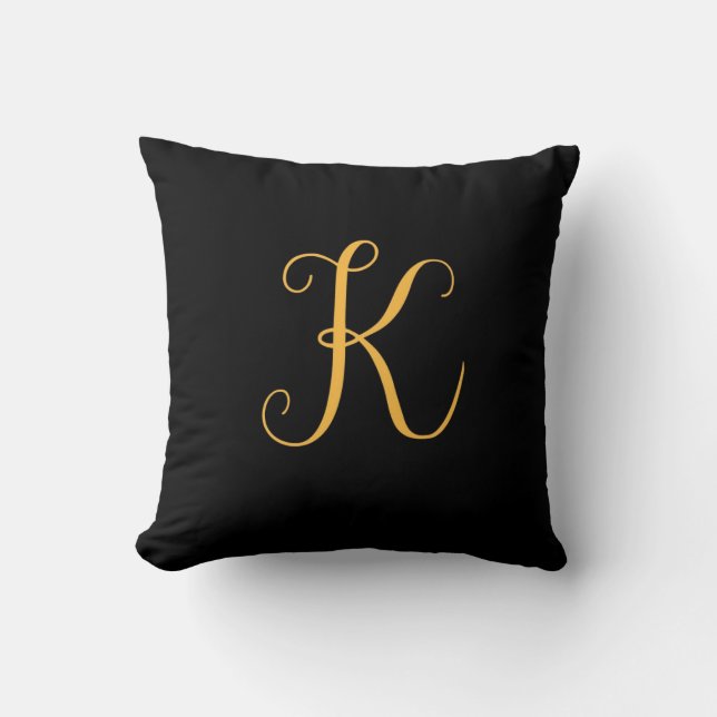 Monogram guld-färgad "K" på svart Kudde (Framsida)