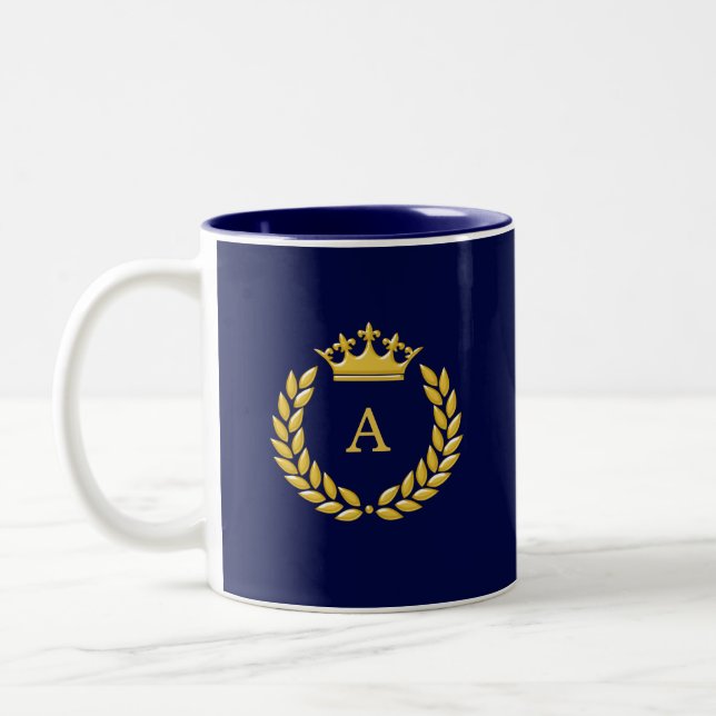 Monogram & Guld krona & lager på marinblå Två-Tonad Mugg (Vänster)
