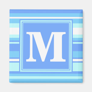 Monogram himmelsblå ränder magnet