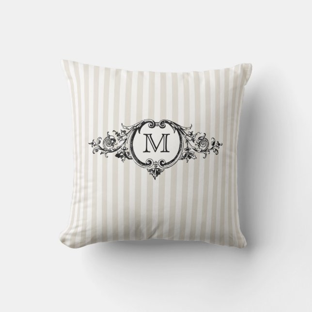 Monogram i ram på ränder kudde (Framsida)