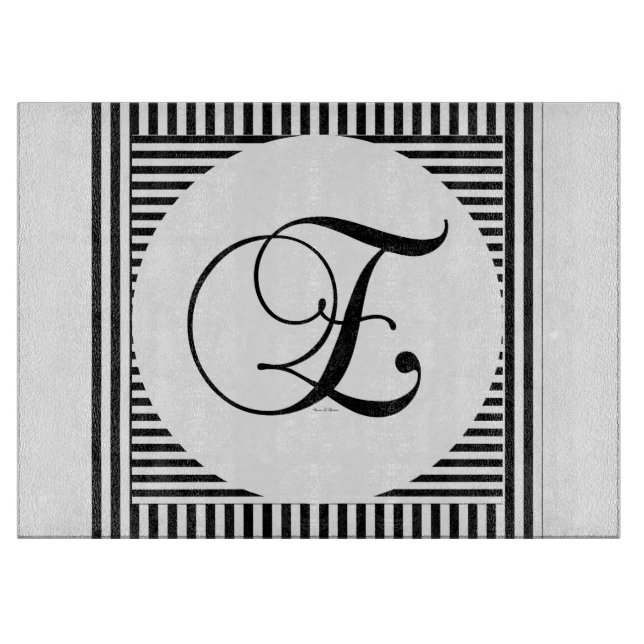 MONOGRAM INITIAL E (Framsidan)
