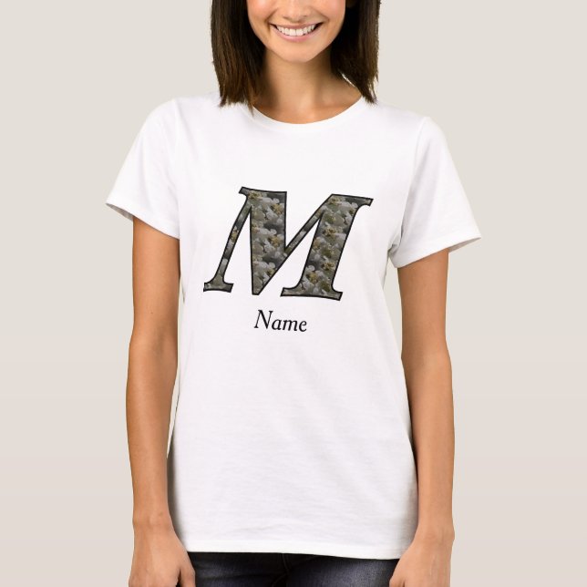 Monogram initial M Hydrangea blommor Personlig T Shirt (Framsida)