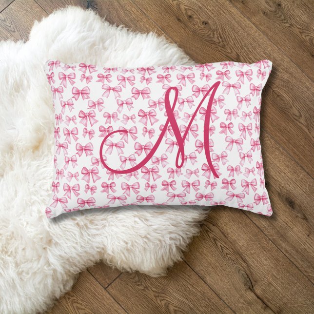 Monogram Initial Rosa Båge Coquette Estetik Flicko Prydnadskudde (Pink bow Monogrammed Initial preppy girls coquette aesthetic accent pillow. Girls bedroom Nursery)