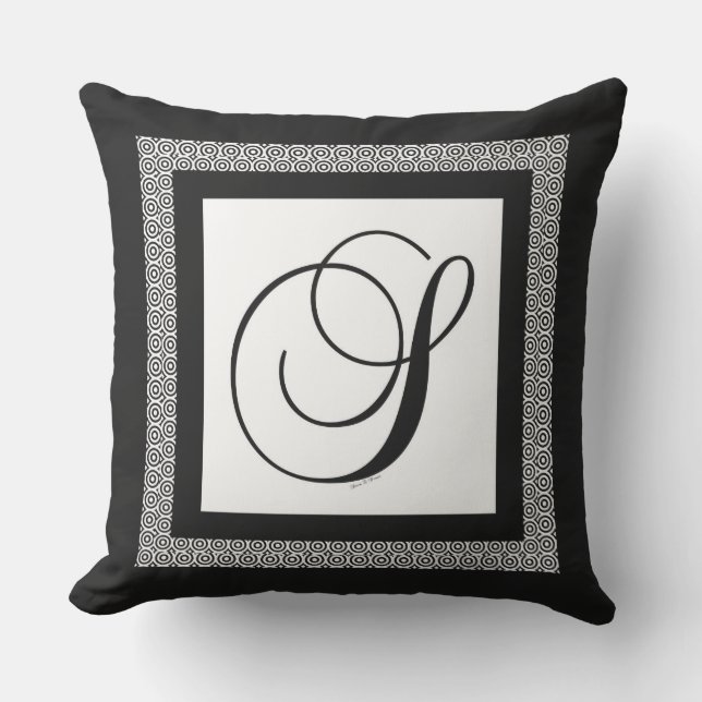 Monogram initial S Black White Kudde (Framsida)