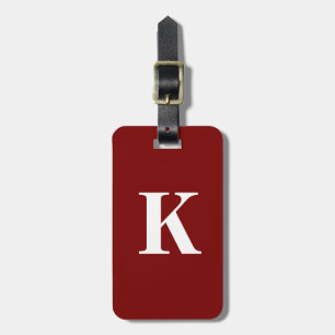 Monogram initial vinröd, mörkröd gåva förmån bagagebricka