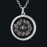 Monogram Initialer Black White Rosa Blommigt Silverpläterat Halsband<br><div class="desc">Personlig Monogrammed Black and White Blommigt Wand Silver Platt Neecklace</div>