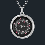 Monogram Initialer Black White Rosa Blommigt Silverpläterat Halsband<br><div class="desc">Personlig Monogrammed Black and White Blommigt Wand Silver Platt Neecklace</div>