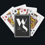 Monogram Initialer Namn Svart & Vit Spelkort<br><div class="desc">Lägg till en personlig touch till din nästa spelkväll med dessa anpassningsbara monogram-märkta poker spelkort i svart och vitt. Oavsett om du är värd för en vänlig turnering, planerar en svensexa eller ger en present till en kortspelsfantast, är dessa unika kort det perfekta sättet att sätta din prägel. Varje kortlek...</div>