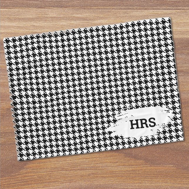 Monogram Initials Black & White Houndstooth Fleece (Skapare uppladdad)