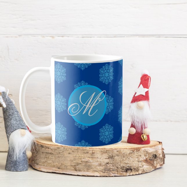 Monogram Inledande ’M’ Blue Snöflingor Coffee Mugg (Single Letter Monogram "M" Blue Snowflake Coffee Mug
)