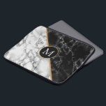 Monogram Laptop sleeve Black White Marble Stone<br><div class="desc">Trendiget Svartvitt marmorston - lägg till Brev / År - Ålder / Antal / Mer. Utformning efter MIGNERAD</div>