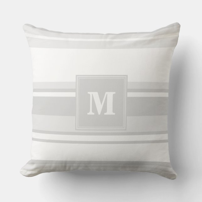 Monogram lätt grått rand kudde (Framsida)