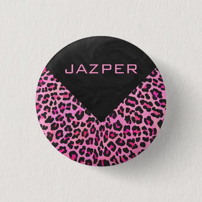Monogram Leopard Black and Shock rosa Print Knapp (Framsida)