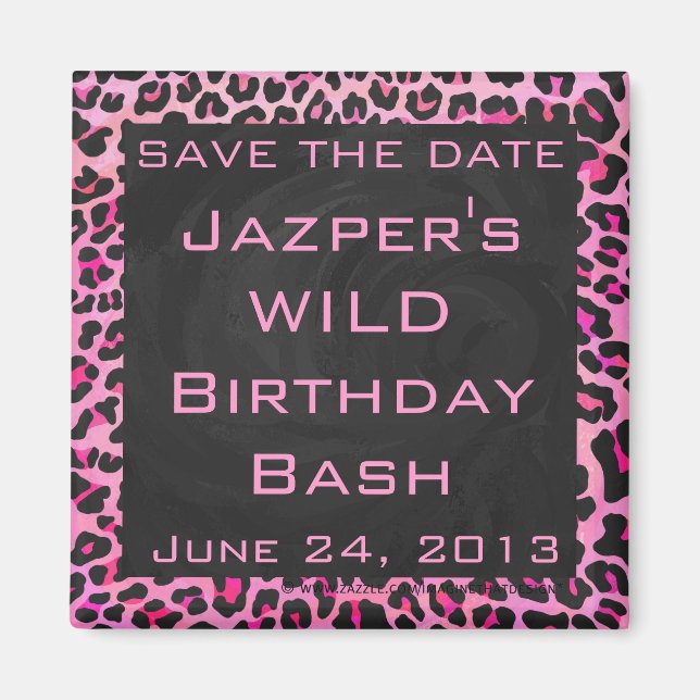 Monogram Leopard Black and Shock rosa Print Magnet (Framsidan)
